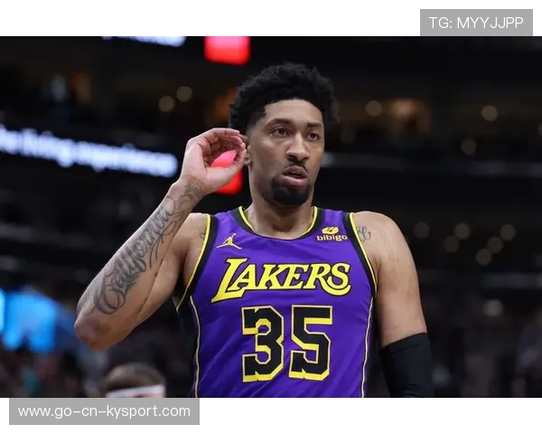 伍德在湖人两年生涯走向失业结局 自作自受难逃命运惩罚 伍德在湖人两年生涯走向失业结局 自作自受难逃命运惩罚