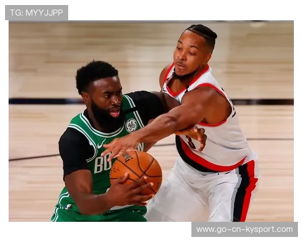 比尔外接手再度爆发,传球组合默契提升,比尔和cj 比尔外接手再度爆发,传球组合默契提升,比尔和cj