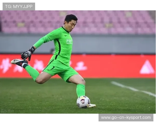 关于主教练的最新动态:引援优先级讨论 关于主教练的最新动态:引援优先级讨论