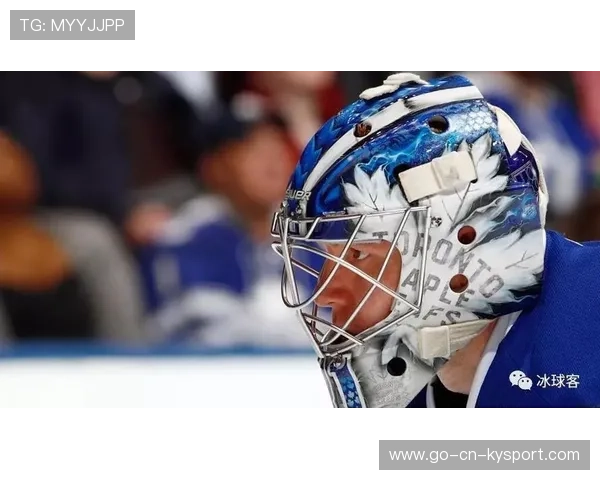 冰球守门员戴猫耳头盔登热搜