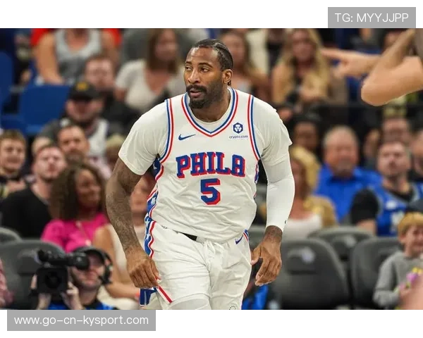 76人临场调整:内线协防体系逐步稳固 76人临场调整:内线协防体系逐步稳固