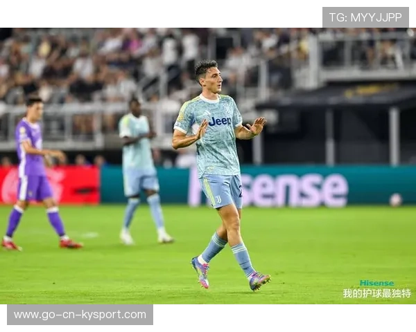 尤文中路直塞制造禁区混乱,补射建功——从战术现场到日常训练的启示